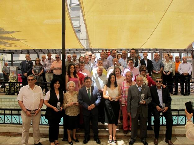 Valdepeñas de Jaén homenajea a sus alcaldes y concejales históricos