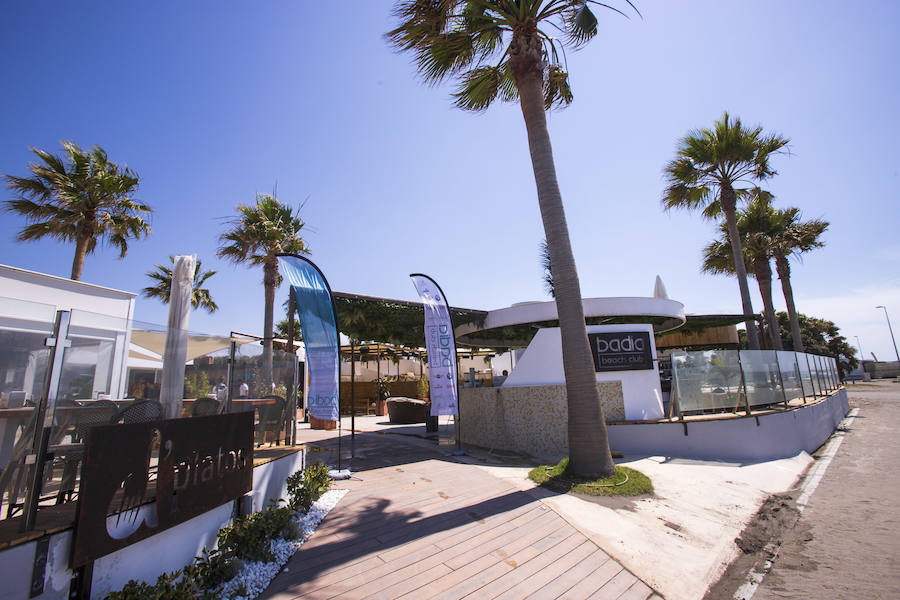 Un nuevo inversor inyecta un millón de euros al chiringuito expedientado de Playa Granada y lo abrirá este viernes