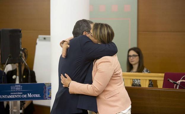 Luisa García Chamorro (PP) cierra el pacto definitivo con Escámez y Ciudadanos para gobernar Motril