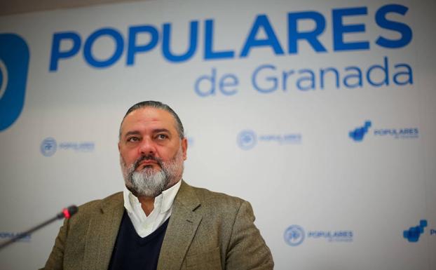El PP renueva casi un 70% de sus diputados provinciales en Granada, entre los que siguen Robles, Hernández y Reyes