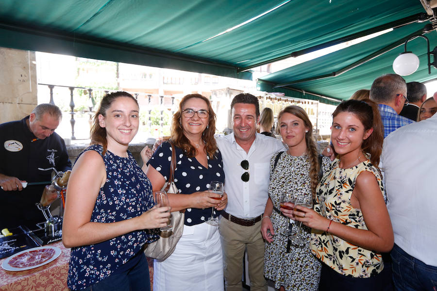 El ambiente festivo del martes en Las Titas