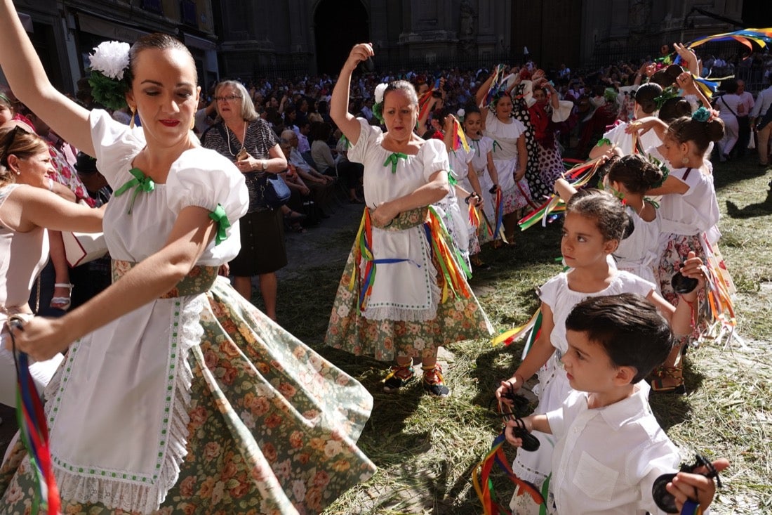 Baile, devoción y alegría para recibir a la Custodia