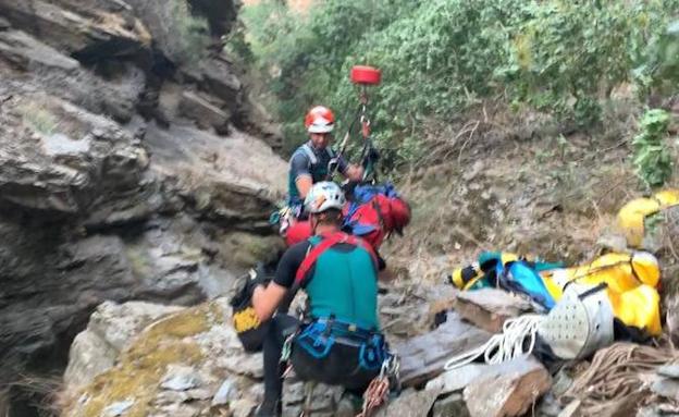 El Sereim pide no practicar barranquismo todavía en Poqueira, Trevélez y el Bermejo por su peligrosidad