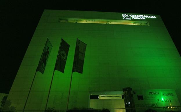 El Centro Cultural Memoria de Andalucía se 'vistió' de verde para visibilizar la lucha contra la ELA