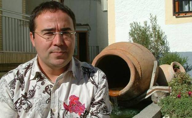 Abren un juicio oral al exalcalde de Castril por el gasto en llamadas eróticas