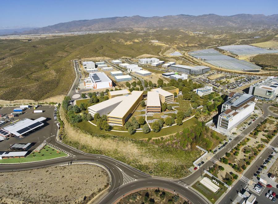 El banco de Cajamar unirá sus servicios centrales en el Pita