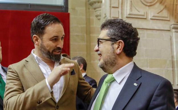 Abascal asegura que Vox no castigará ni expulsará a Francisco Serrano