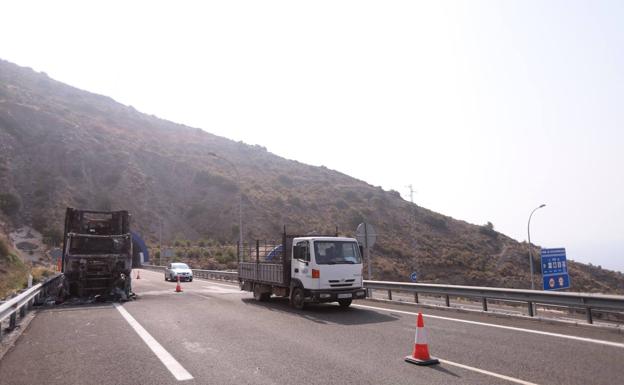 ¿Quién tiene que retirar el camión de sandías de la A-7?