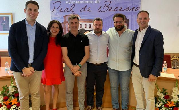 Peal de Becerro ya tiene alcalde, tres semanas más tarde que el resto de la provincia