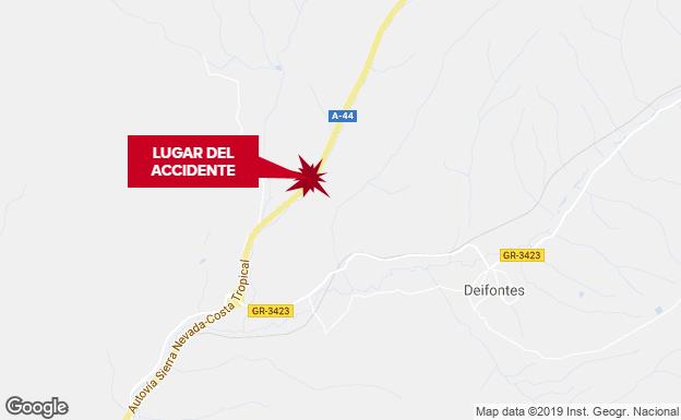 Heridos tres menores y una mujer en una colisión entre dos turismos en Deifontes