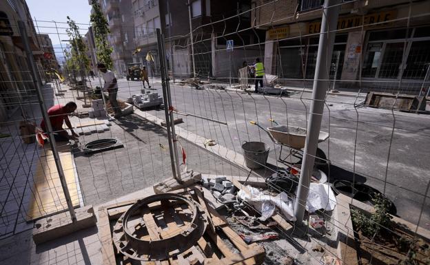 La calle Ancha 'de nunca acabar': la nueva fecha de finalización es el viernes 26