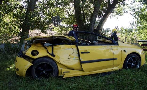Mueren tres jóvenes de 17 y 20 años y otros tres resultan heridos en un accidente en Salamanca