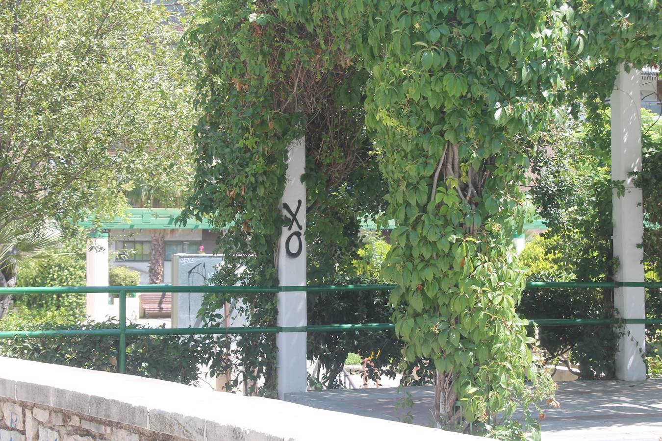 Heridas en el Patrimonio de Jaén: pintadas afean y dañan edificios y monumentos