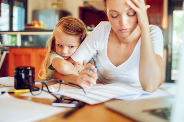 El día mundial de las mujeres profesionales, sin pareja y madres