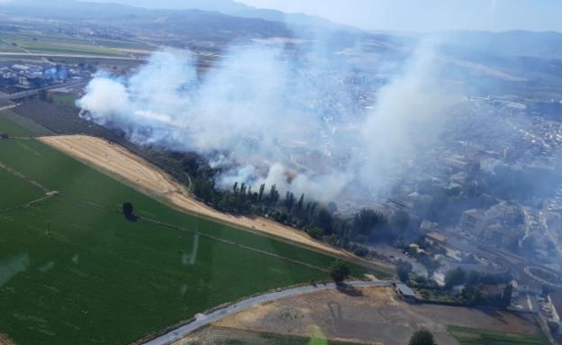 Extinguido el incendio forestal en Pinos Puente