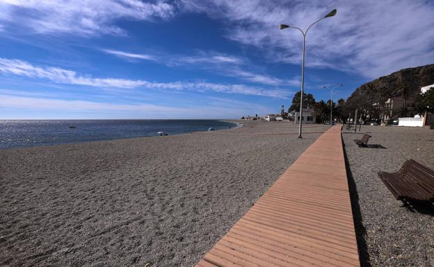 Una pelea tumultuaria en las fiestas de Calahonda acaba con un herido ingresado en el hospital