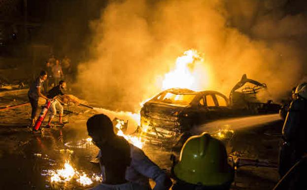 Mueren 20 personas y 47 resultan heridas por la explosión de un coche en El Cairo