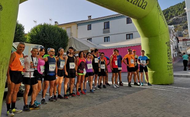 Más de cien personas aceptan el reto de la 'Subida a las Casas de Don Diego'