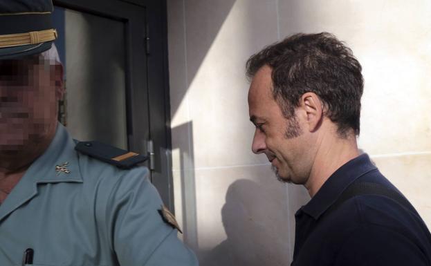 Arcuri afea a Juana Rivas su duodécima denuncia y alerta del daño que sufren sus hijos