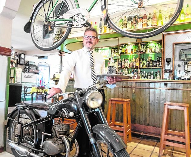 «El bar es una sede de moteros, de la cultura y de los amantes de la carne»