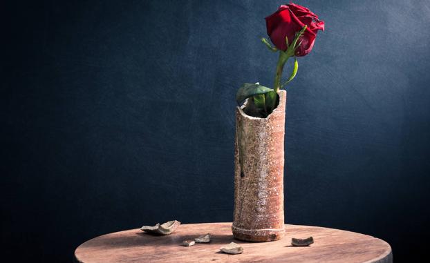 Tres historias y un jarrón