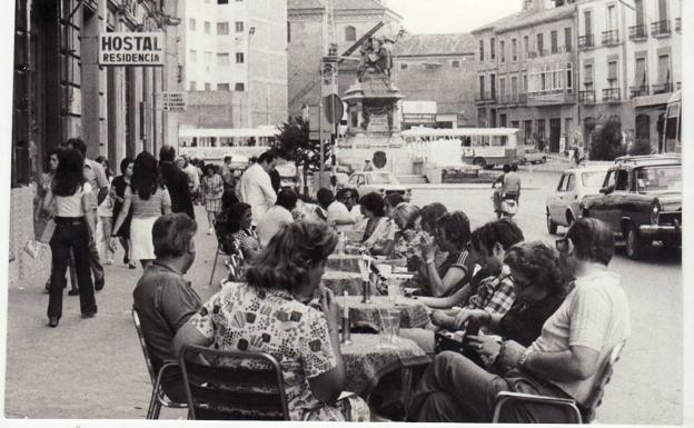 Junto con los altramuces, fueron el entretenimiento de nuestra infancia