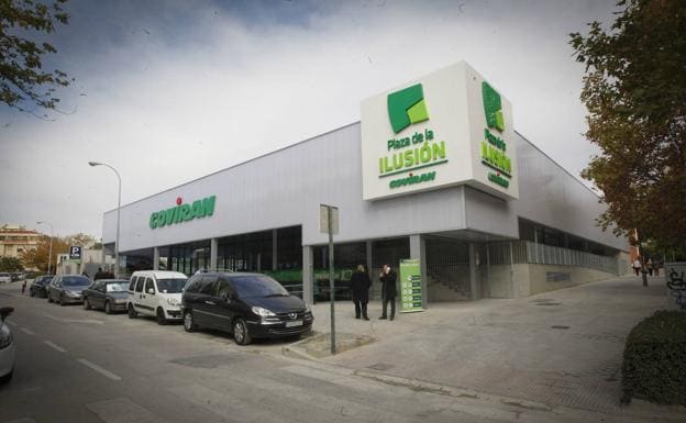 Covirán abre en Cabo Verde su primer supermercado en África