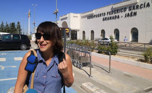 Juana Rivas ya vuela a Italia con sus hijos para entregárselos al padre