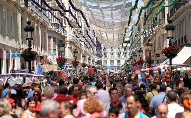 Málaga, Almería y otras 6 ferias andaluzas para bailar hasta el amanecer este puente