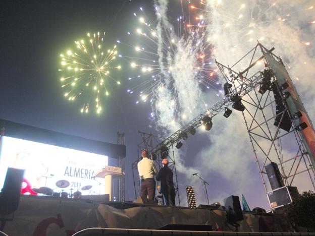 Un pregón repleto de sabor da la bienvenida a la Feria de Almería