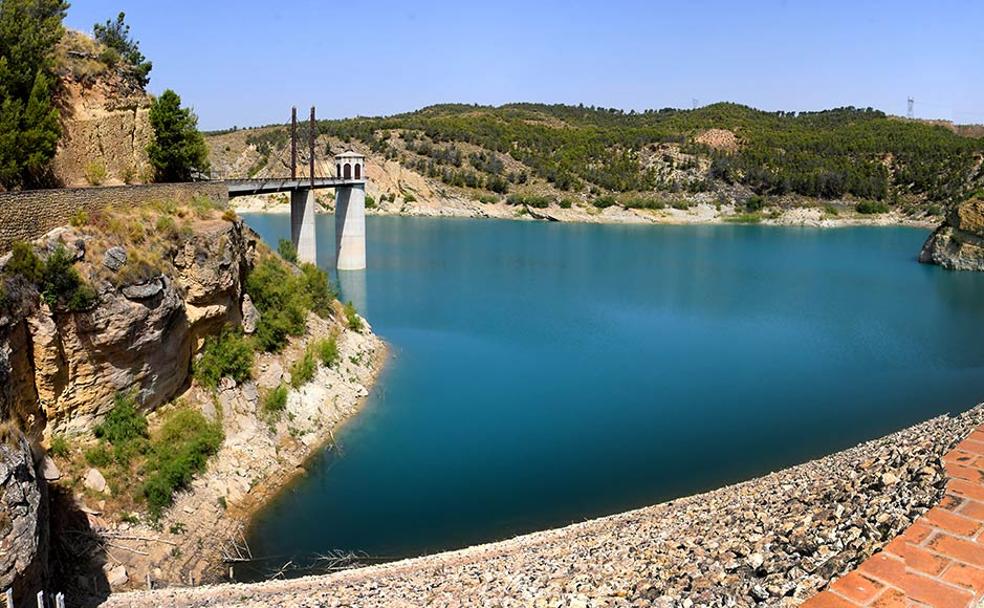 Agua para las 'malas tierras'