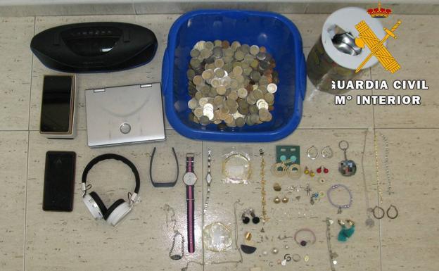 Detenido por decimoséptima vez por robar en una casa en Torredonjimeno y golpear a un agente al ser 'cazado'