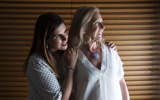 «Nos llevamos bien sin olvidar que una es la madre y otra la hija»