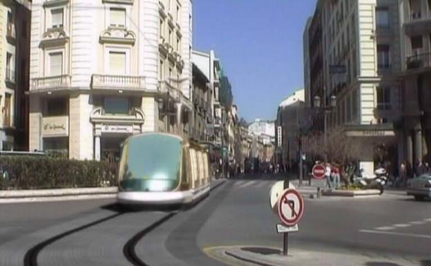 Así circularía el metro por el centro de Granada