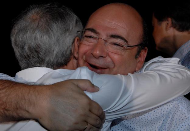 El PP cierra filas en torno a Sebastián Pérez para recuperar la alcaldía de Granada en dos años