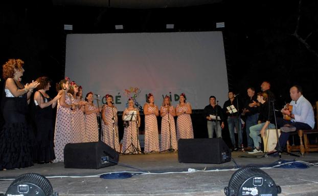 Lanjarón celebra una gala para recaudar fondos para la Asociación Española Contra el Cáncer