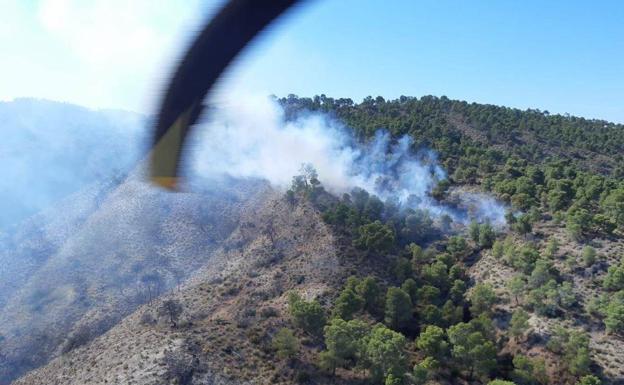 Controlado el incendio declarado entre Quesada y Huesa