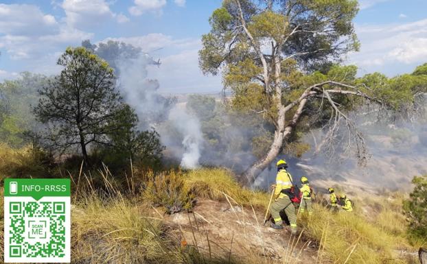 Declarado un incendio forestal en Quesada