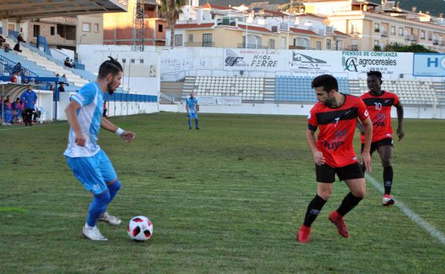 El Motril recibe al Real Jaén en una nueva jornada de grandes duelos y derbi granadino