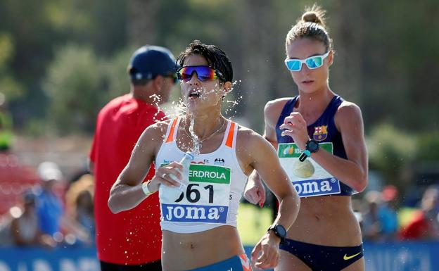 María Pérez vuelve a bañarse en oro en el día grande de los 'Fuertes y rápidos'