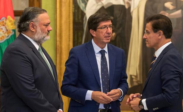 PP y Cs emplazan a sus direcciones nacionales a dirimir la alternancia en la alcaldía de Granada