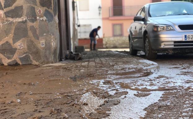 Mil familias se quedan sin luz durante siete horas por la tormenta