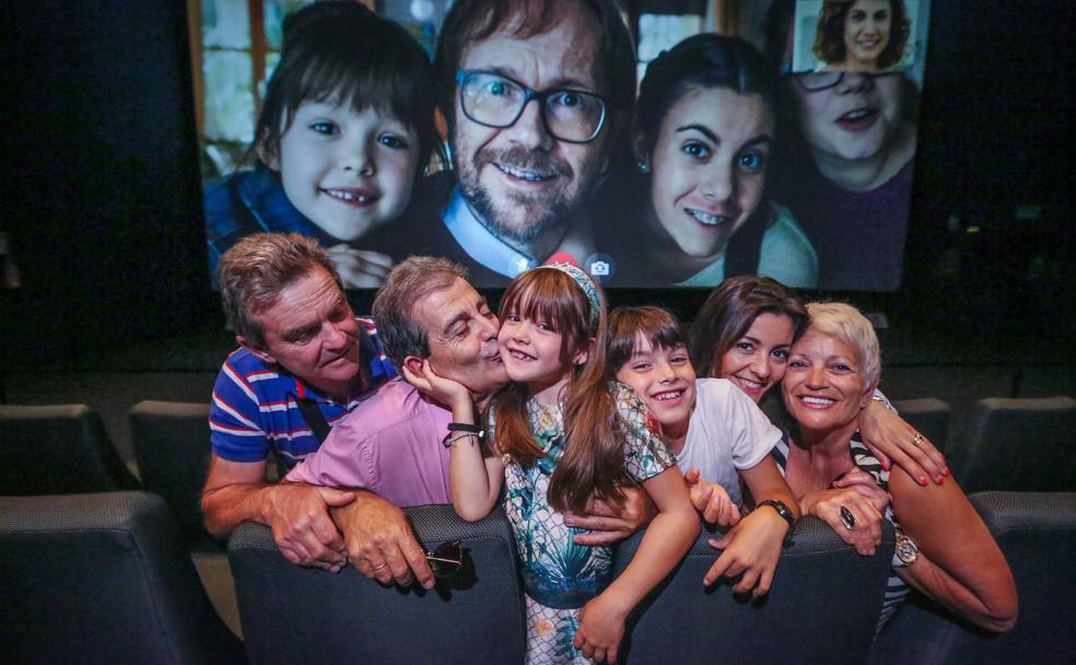 Luna y Rubén, actores de moda y 'carreteros' de Guadahortuna