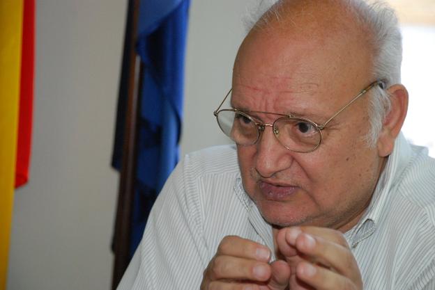 «El pluralismo en los medios públicos es una realidad que se aplica de forma razonable»