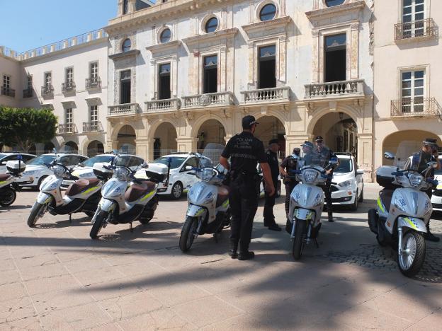 El PSOE pide estudiar el volver a abrir la oferta de plazas de la Policía Local