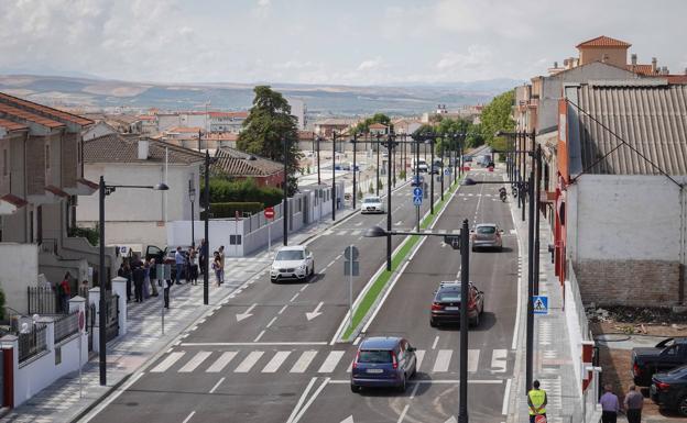 Maracena inaugura un nuevo acceso que permitirá el desarrollo comercial de la zona