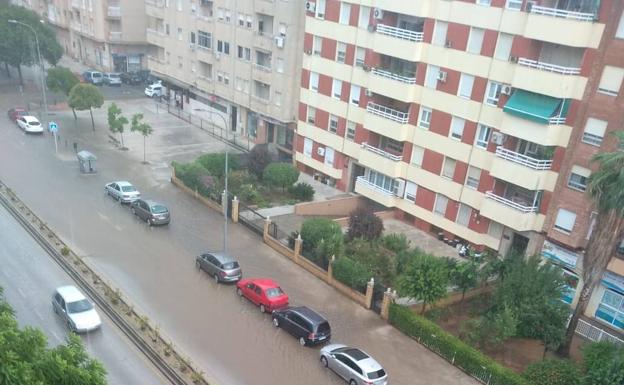 La alerta por lluvias se eleva a naranja en parte de la provincia