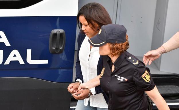 «La única verdad que ha dicho la acusada es que mató al niño»