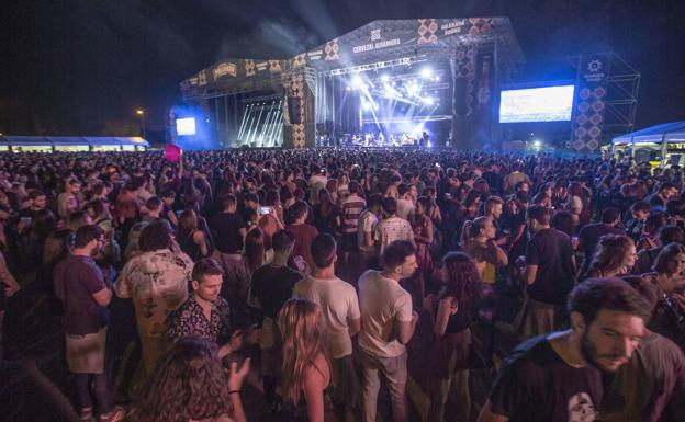 Cómo llegar al Granada Sound este fin de semana: autobuses, taxis y aparcamiento