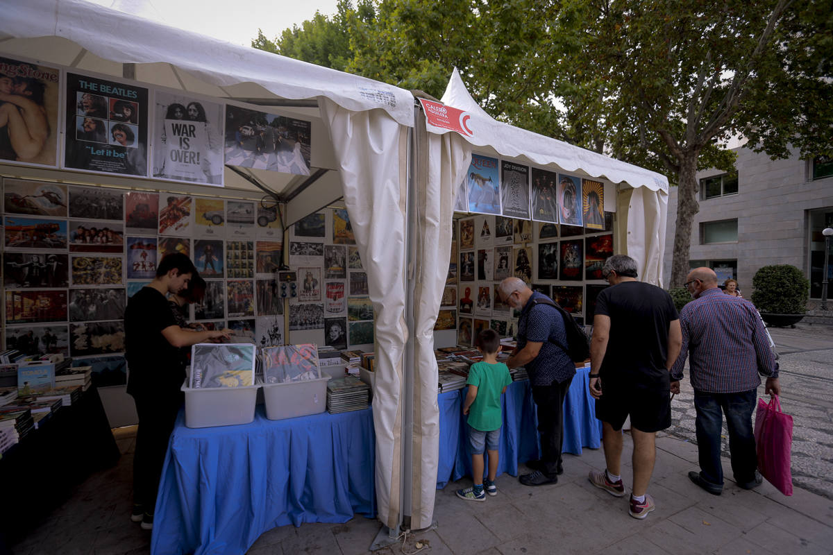 El cómic inunda el centro de Granada